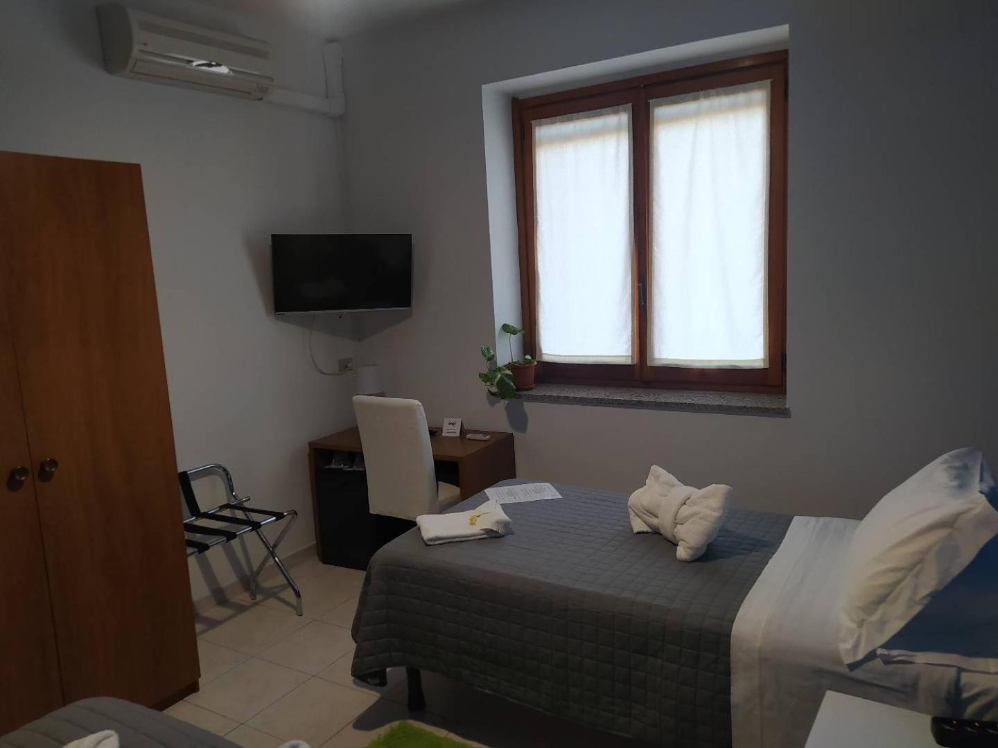Hotel Baiardo Romagnano Sesia Exterior photo